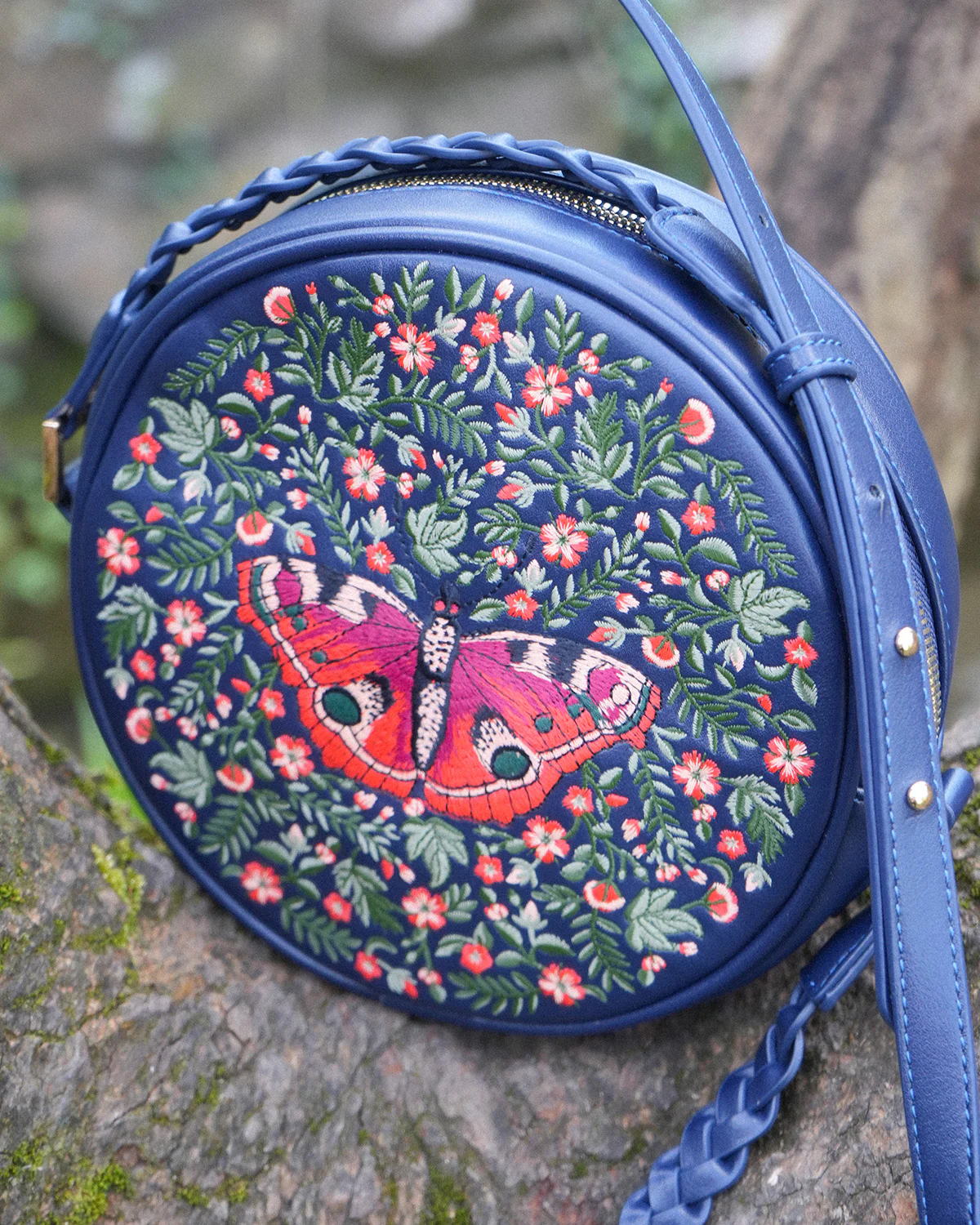 Chloe Butterfly Circle Bag - Image 9