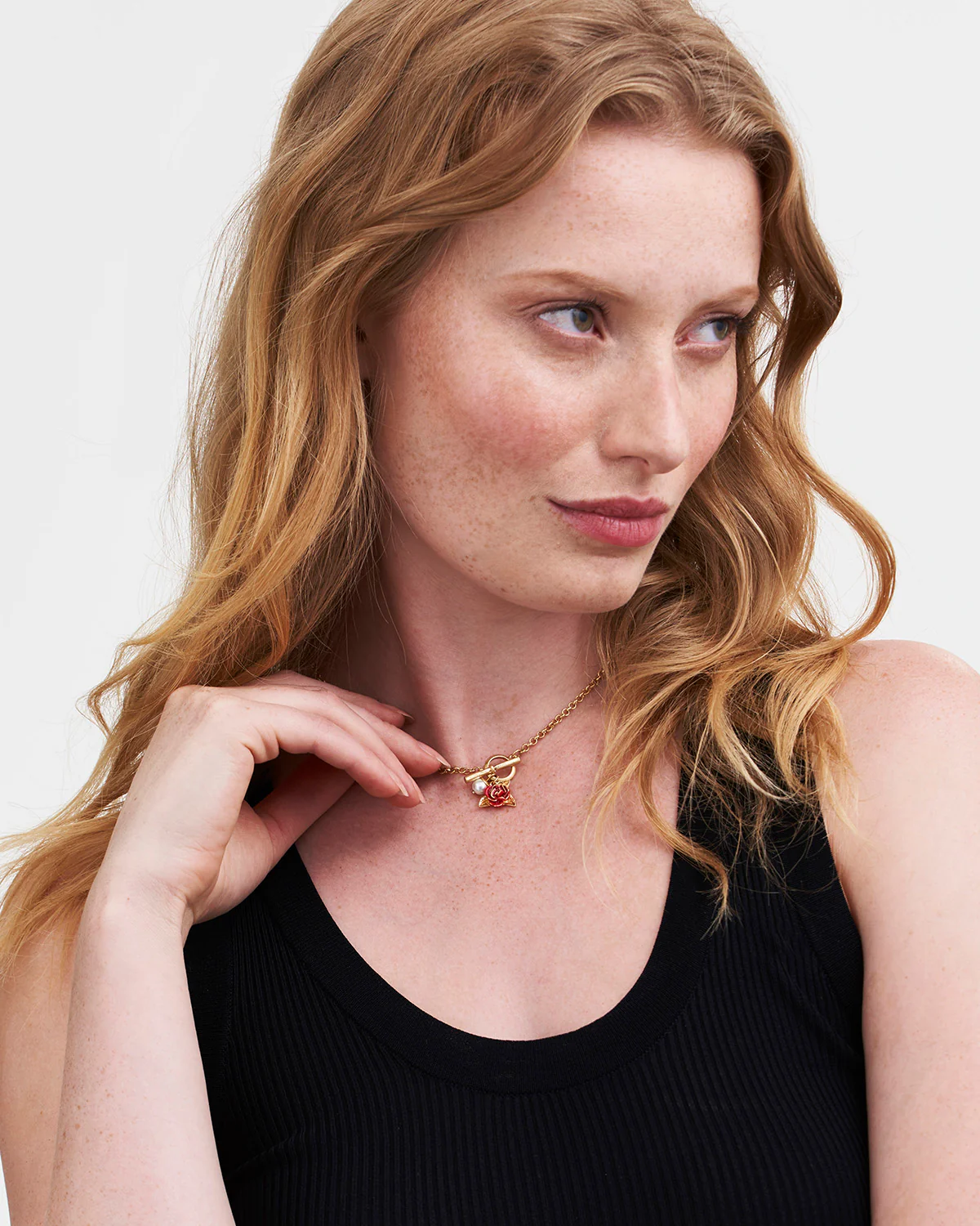 English Rose Pearl Toggle Gold-Plated Necklace - Image 2