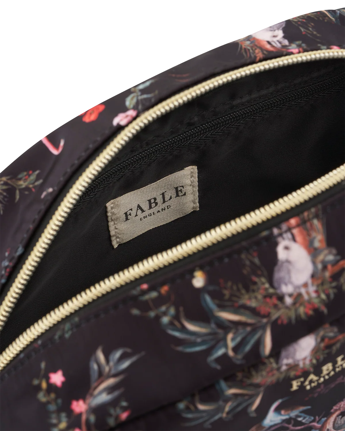 Wonderland Wash Bag - Image 7
